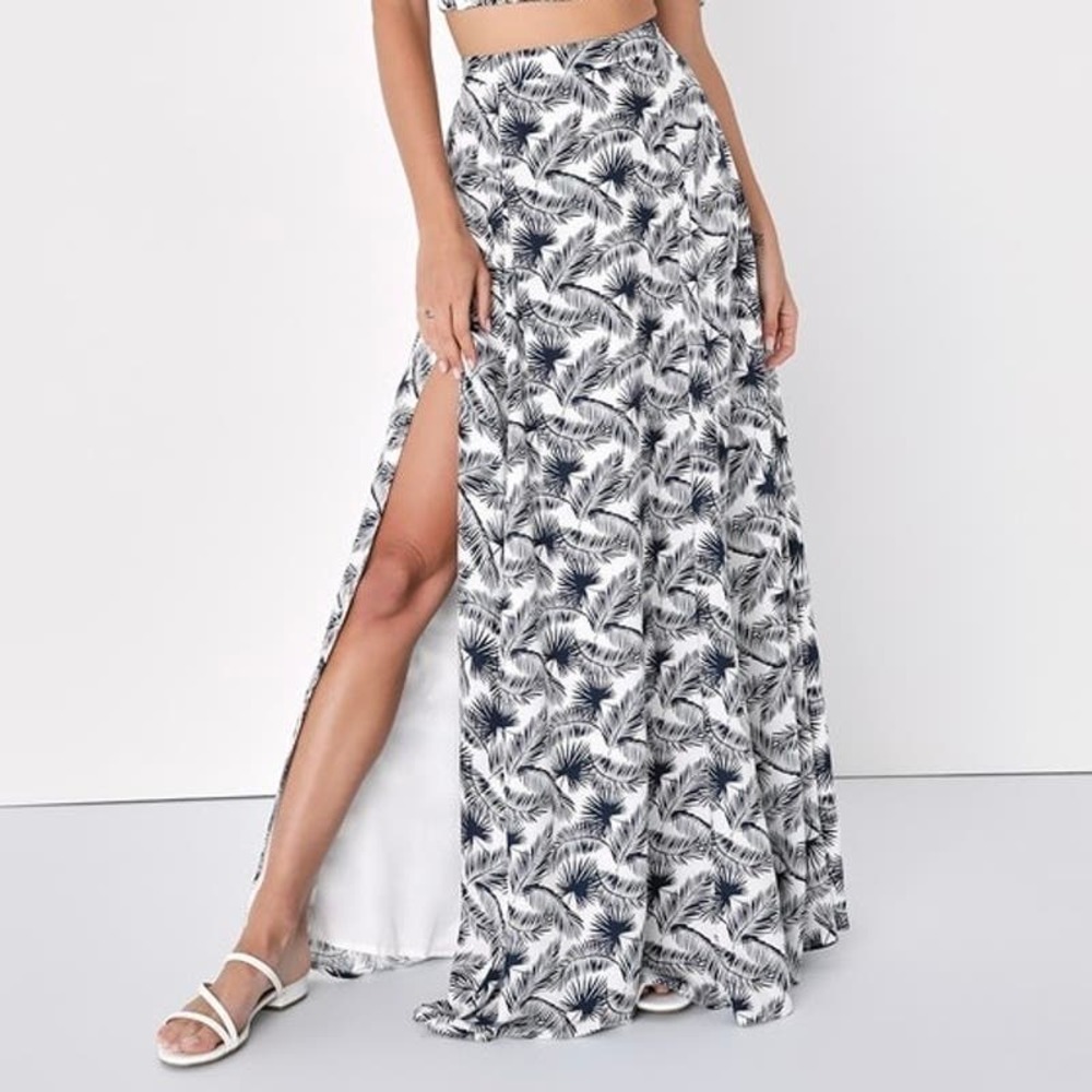 Lulus Trancoso Navy Blue Floral Print Maxi Dress Size XL